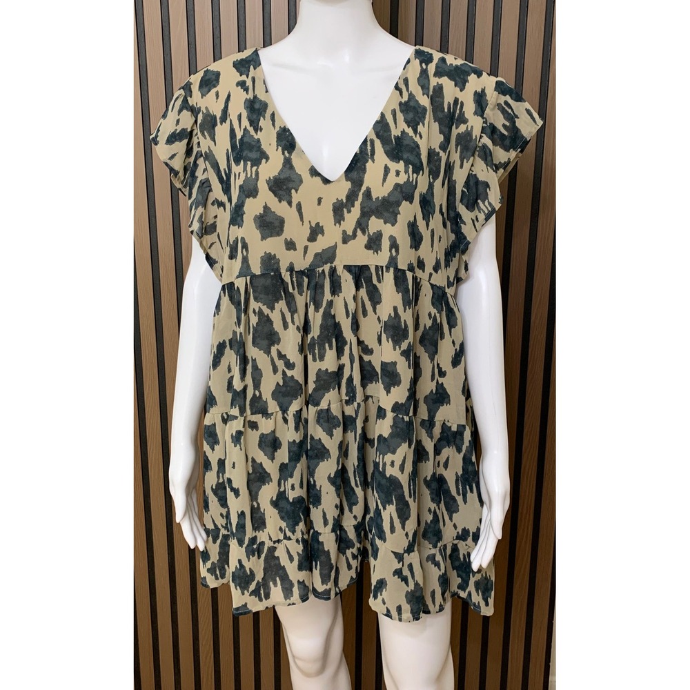 Entro Women's Animal Print V-Neck Tiered Babydoll Top Tan 1X Classic Boho